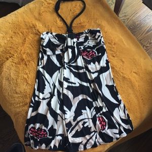 Strapless boutique top